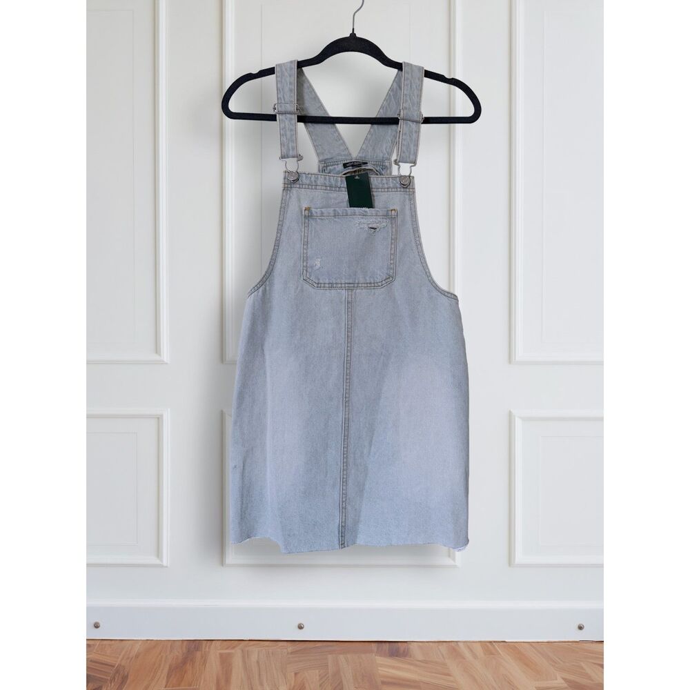 Wild Fable NWT Light Wash Denim Overalls Size S Distressed Adjustable Straps